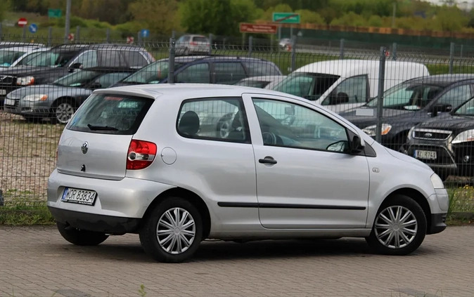 Volkswagen Fox cena 7900 przebieg: 229000, rok produkcji 2006 z Okonek małe 379